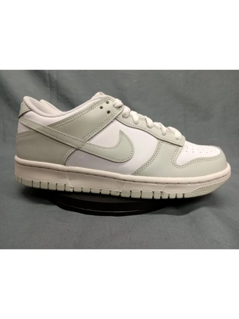 Nike Dunk Low (GS) Sneakers White Silver Photon Dust Boys Size 7 NEW IN BOX!